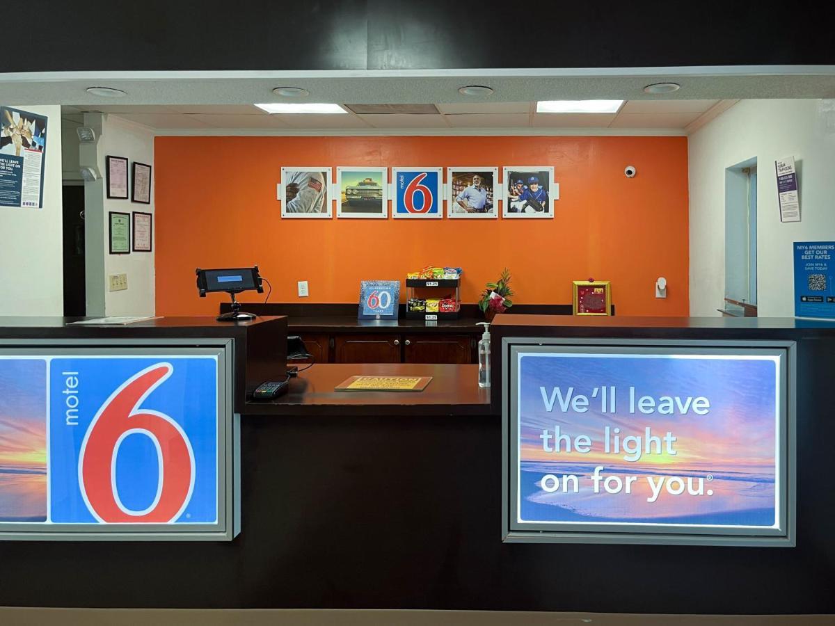 Studio 6 Bay Minette Al Luaran gambar