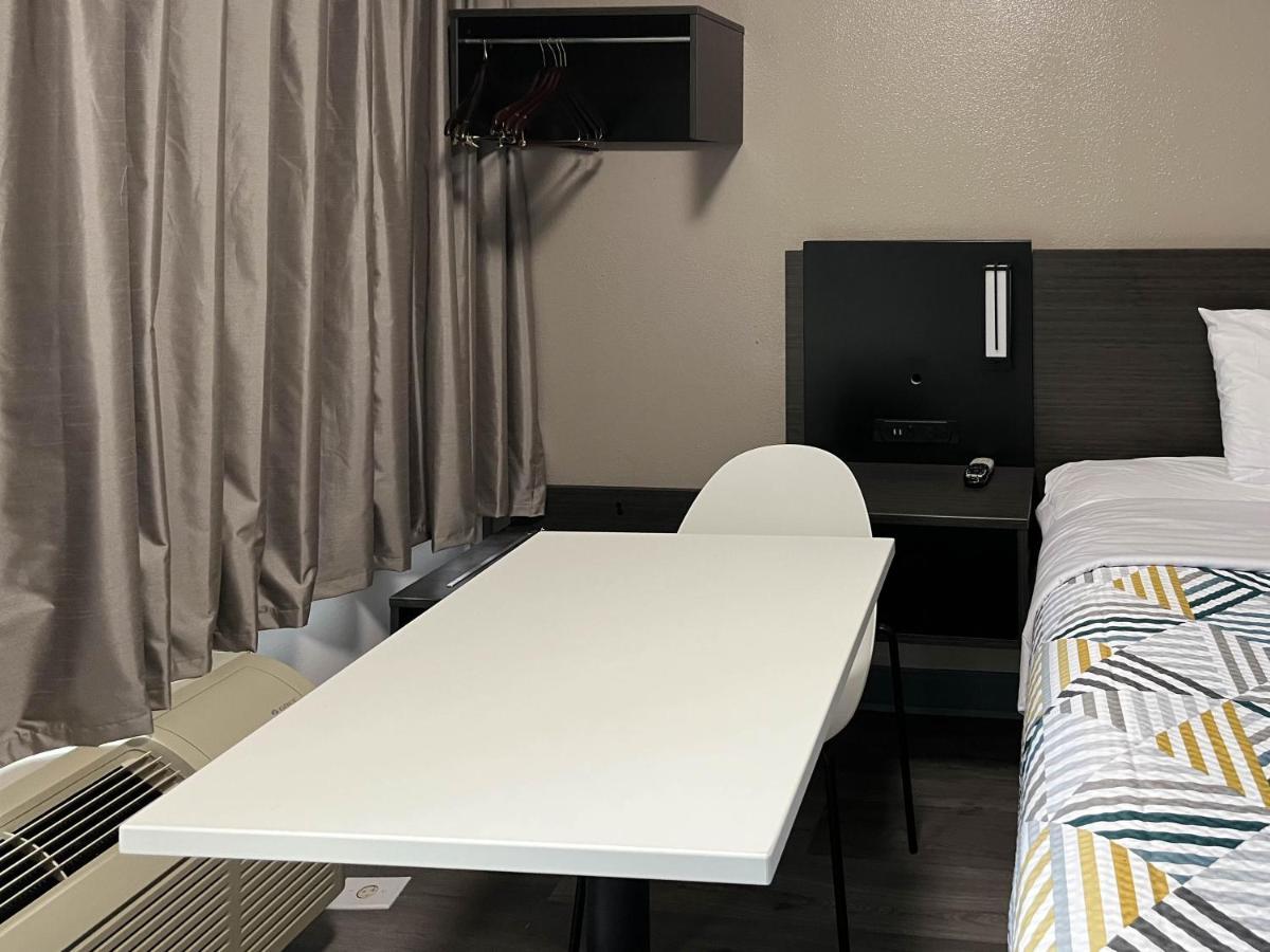 Studio 6 Bay Minette Al Luaran gambar